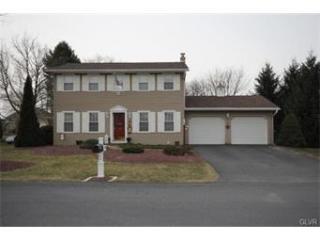 413 Manor Dr, Nazareth, PA 18064-9633