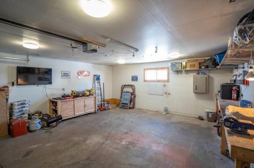 211 34th Ave, Duluth MN  55807-2814 exterior