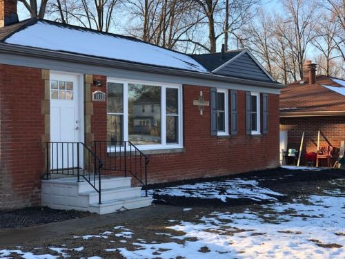 1878 Julia Ave, Avon, OH 44011-1126