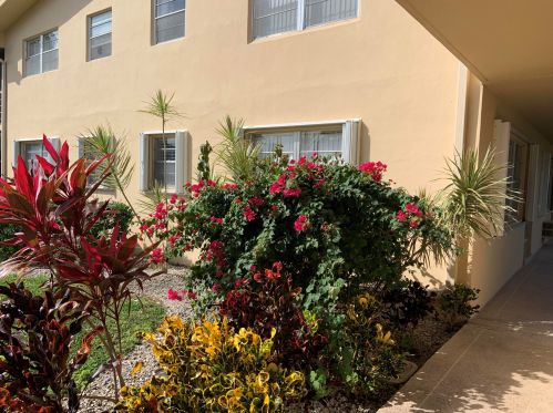 200 Sheffield I, West Palm Beach, FL 33417-1511