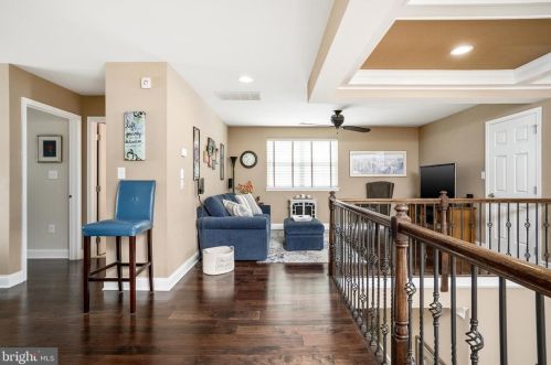 1748 Renaissance Blvd, Yardley PA  19067-6446 exterior