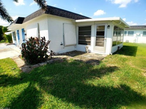 3 Temple Ct, Lehigh Acres, FL 33936-7218
