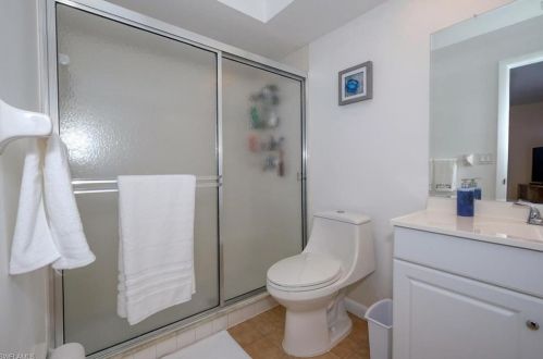 1125 47 Ter, Cape Coral FL  33904-9165 exterior