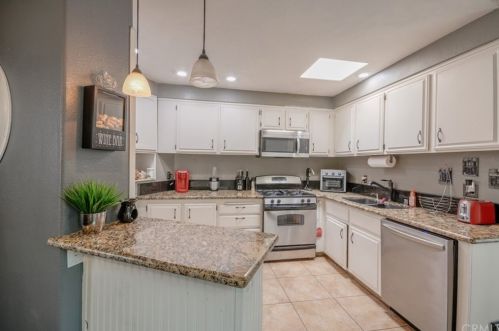 1066 Occidental Cir, Redlands CA  92374-2685 exterior