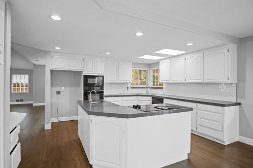 1840 Paddock Ln, Turlock CA  95382-2958 exterior