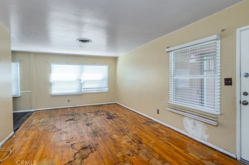 6160 Shoshone Ave, Van Nuys, CA 91316-1259
