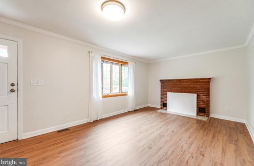 15 Erdman Ave, Princeton NJ  08540-3907 exterior