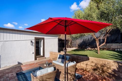 2031 Lanoitan Ave, National City CA  91950-6237 exterior