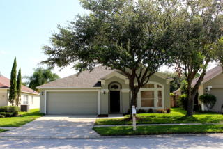 1546 Maximilian Dr, Zephyrhills, FL 33543-6555