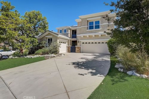 22057 Gold Canyon Dr, Santa Clarita, CA 91390-4294