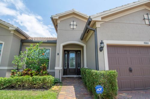4880 Sensation St, Palm City, FL 34990-1576