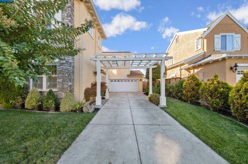 1733 Campanula Dr, San Ramon CA  94582-5155 exterior