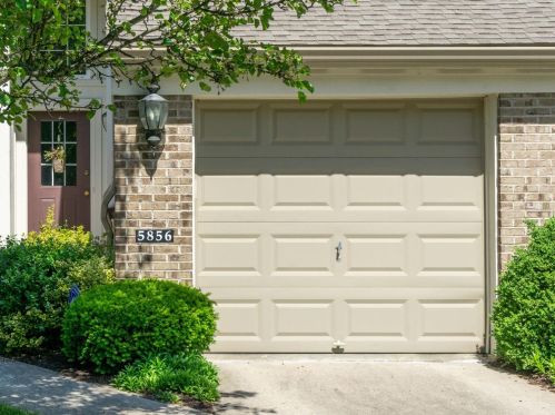 5856 Stonebridge Cir, Milford, OH 45150-2692