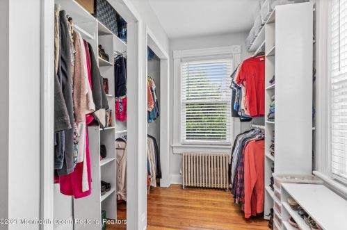 266 Spring St, Tinton Falls NJ  07701-2231 exterior