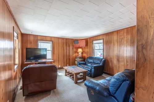 800 12th Ave, Hammond WI  54002-9322 exterior