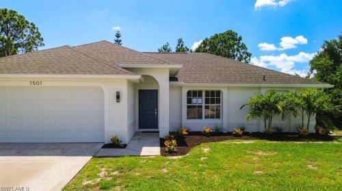 1501 Sunniland Blvd, Lehigh Acres, FL 33971-5274