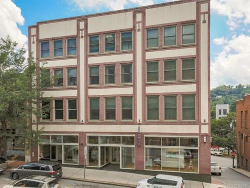 52 Biltmore Ave, Asheville NC 28801-3612 exterior