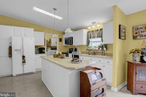 111 Allison Pl, Blandon PA  19510-9486 exterior