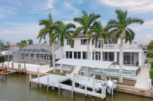 404 Conners Ave, Naples, FL 34108-2126