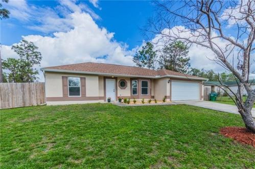 3170 Shallowford St, Deltona, FL 32738-8947