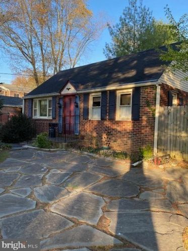 551 New Rd, Southampton, PA 18966-3784