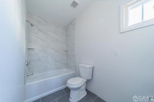 723 Charles St, Perth Amboy NJ  08861-2831 exterior