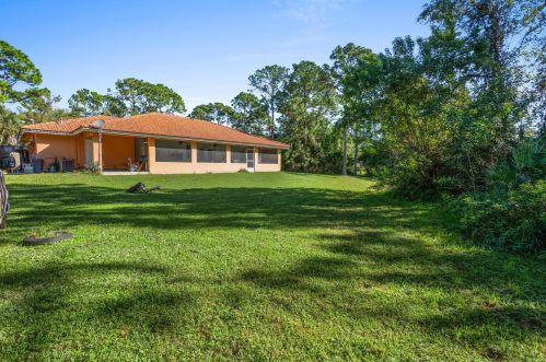 16360 78th Rd, Town Of Loxahatchee Groves FL  33470-5804 exterior