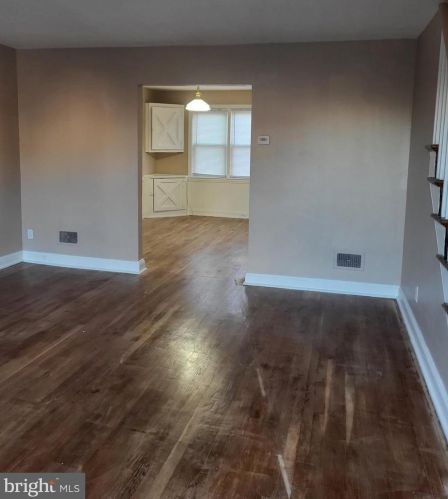 2111 Locust St, Wilmington, DE 19802-4426