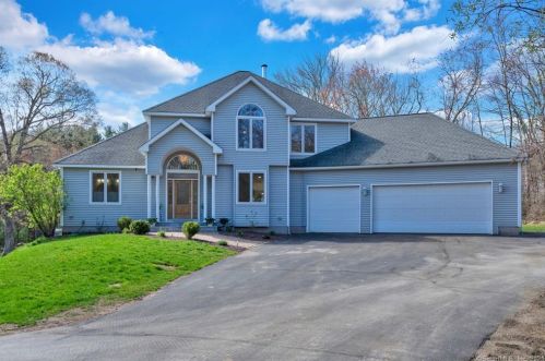 206 Covey Rd, Unionville, CT 06013-1320