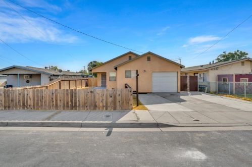 5036 Kiernan Ave, Salida, CA 95368-8101