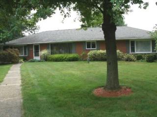 1899 Graham Dr, Lancaster, OH 43130-8898