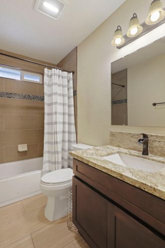 6148 San Juan Ct, Riverbank CA  95367-2742 exterior