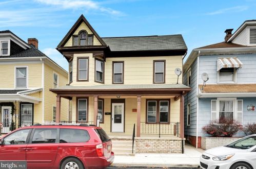 212 2nd Ave, Hanover, PA 17331-3638