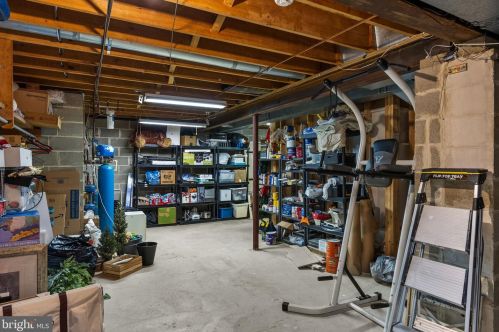 176 Sunset View Dr, Glen Mills PA  19342-1274 exterior