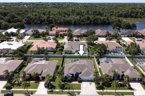 1848 Eagle Trace Blvd, Palm Harbor, FL 34685-3311