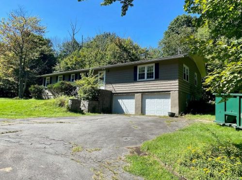 86 Rock Ridge Ave, Monticello, NY 12701-3738