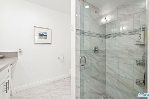 1840 Sandcliff Rd, Palm Springs CA  92264-4844 exterior