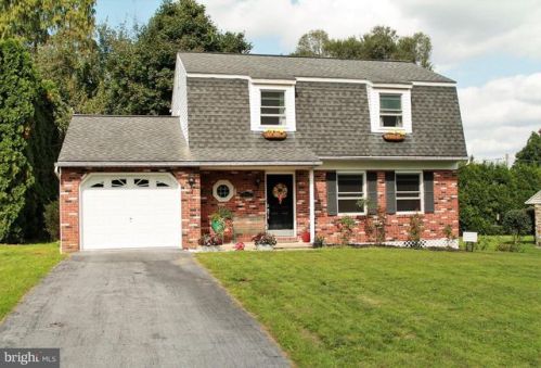 115 Mine Rd, Swatara, PA 17033-2143
