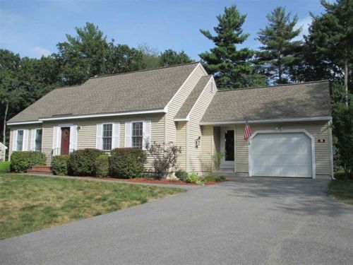 19 Saint John Ln, Hampstead NH  03841-5119 exterior