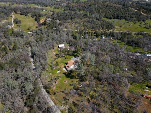 12681 Wolf Rd, Grass Valley CA  95949-8183 exterior