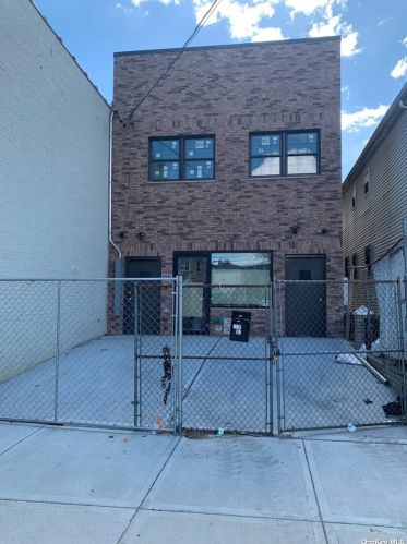 112-52 Guy R Brewer Blvd, Jamaica, NY 11432-1124