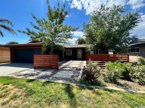 1167 Michigan Ave, Beaumont CA  92223-1966 exterior