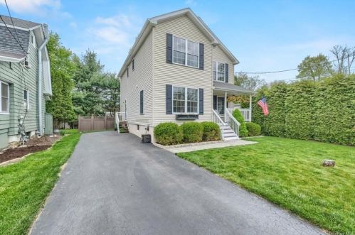 68 Madison Ave, Middletown, NY 10940-6716