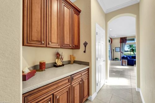 5027 Cerromar Dr, Naples FL  34112-7922 exterior