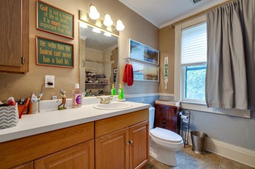 268 South St, Wilmington OH  45177-1696 exterior