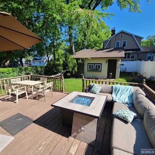 54 Hackensack Ave, Ridgefield Park NJ  07660-1328 exterior