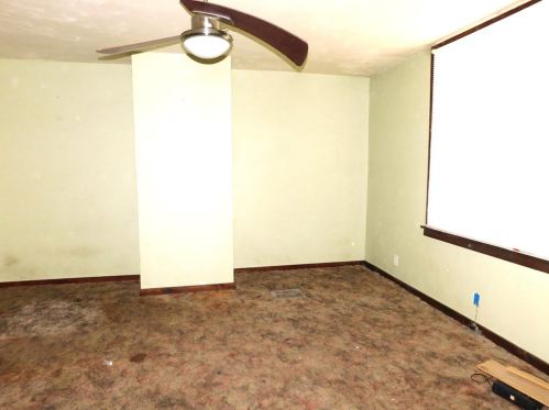 215 Whitaker St, Whitaker, PA 15120-2412