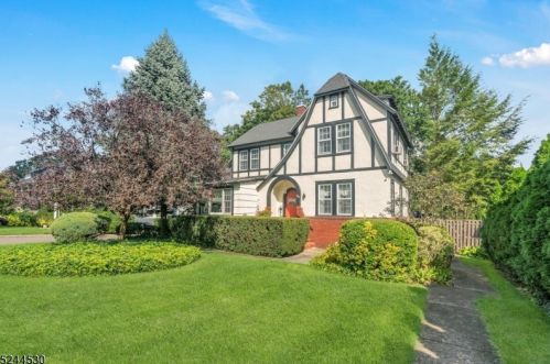 207 Forest Ave, Glen Ridge, NJ 07028-2431