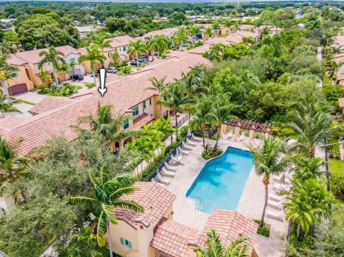 4627 Mediterranean Cir, West Palm Beach, FL 33418-1002