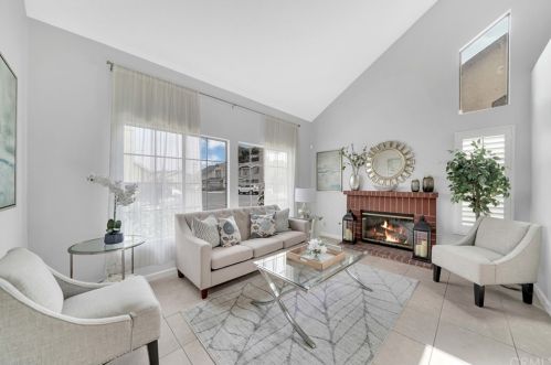 8722 Pizarro Ave, Garden Grove, CA 92844-3325